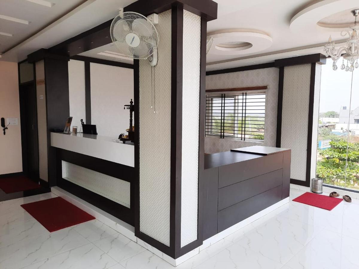 SSR Residency Hotel Mandya Exterior foto